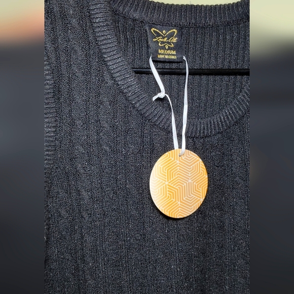 Black Loose Knit Sweater Tank Top - Picture 6 of 6